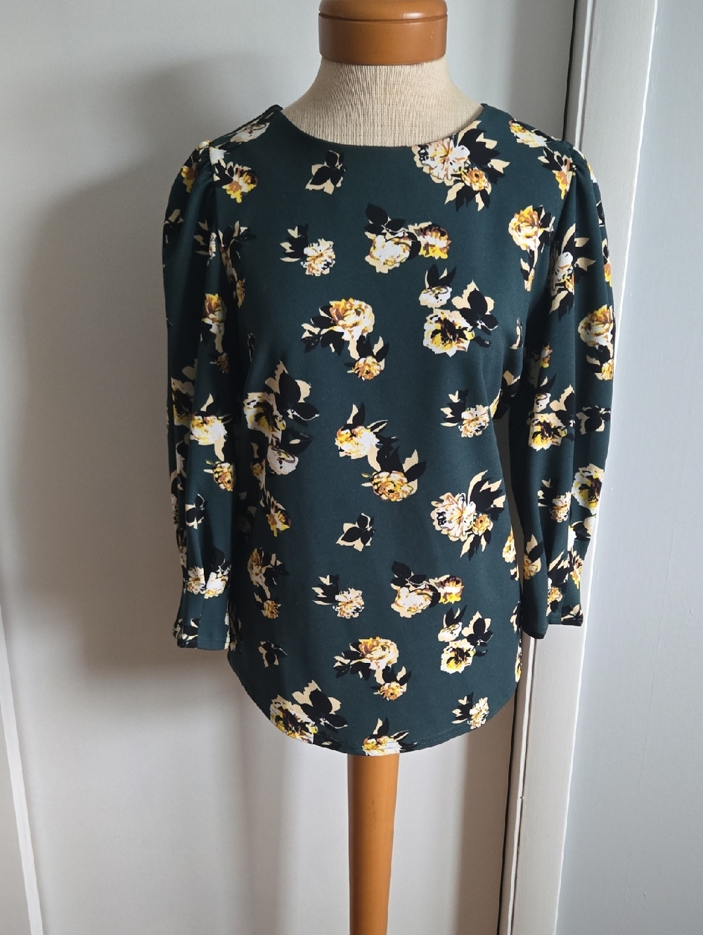 Dark Green Floral 3/4 Long Sleeve Blouse